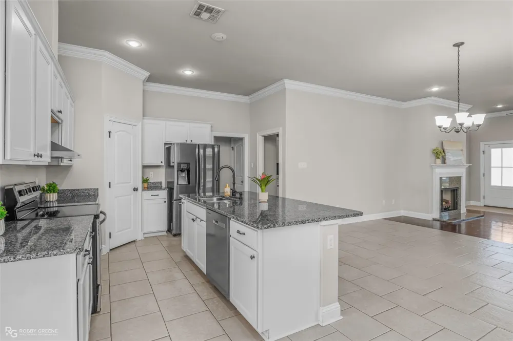 1576 Riverview Lane Shreveport, LA 71104