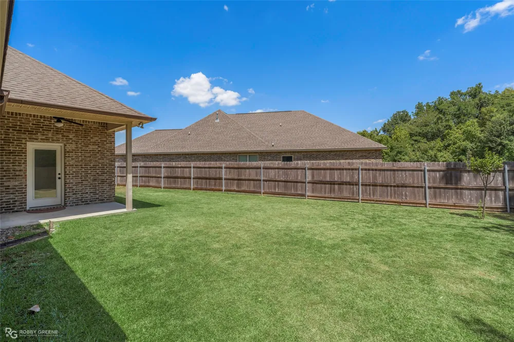 1576 Riverview Lane Shreveport, LA 71104