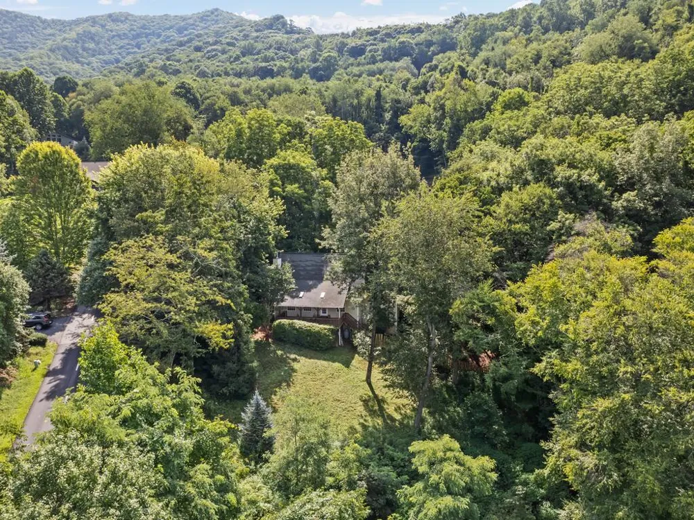 Presidential Waynesville, NC 28786