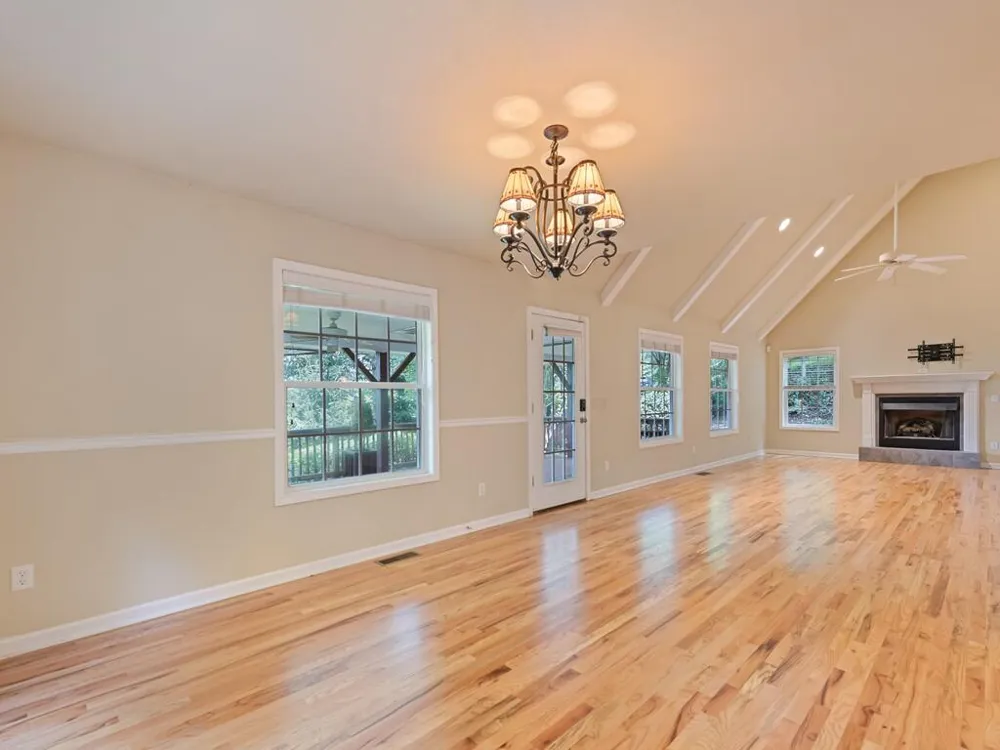Presidential Waynesville, NC 28786
