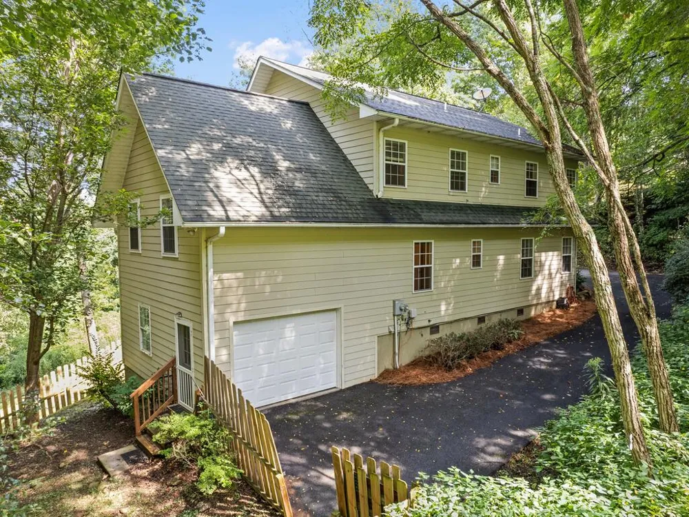 Presidential Waynesville, NC 28786