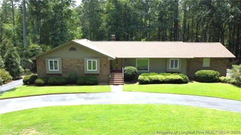 607 Pineknoll Drive