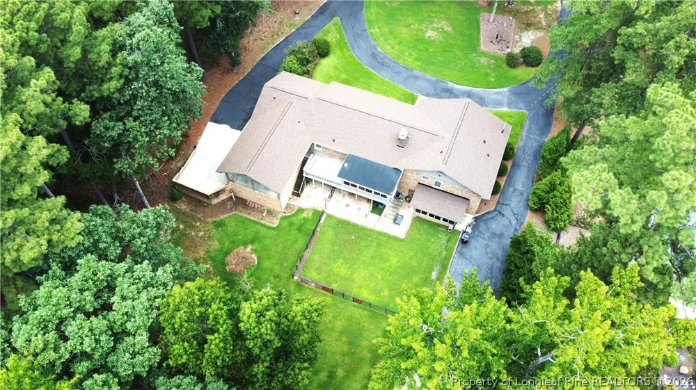 607 Pineknoll Drive Sanford, NC 27330