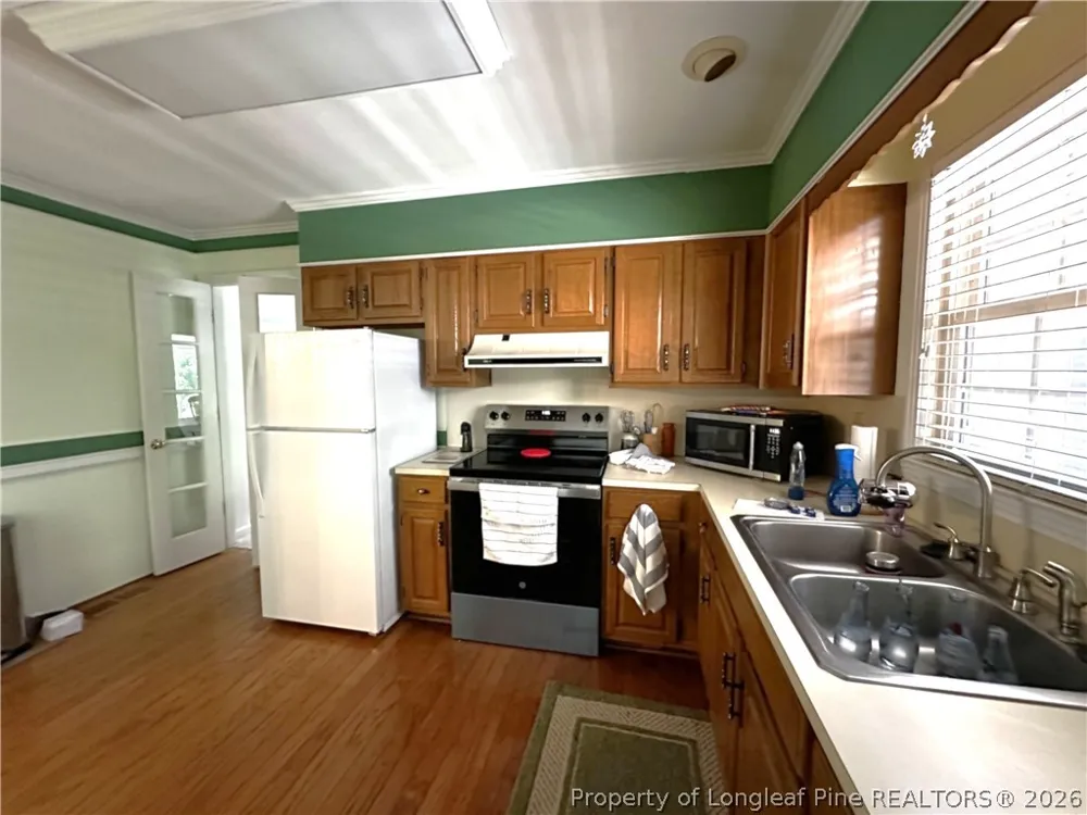 607 Pineknoll Drive Sanford, NC 27330