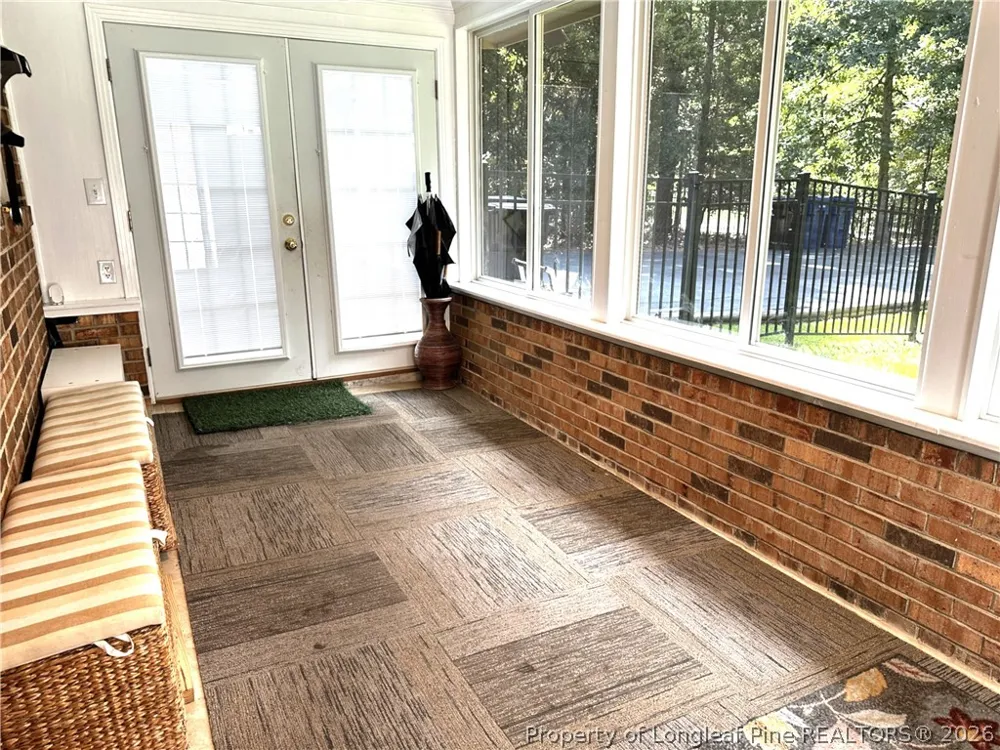 607 Pineknoll Drive Sanford, NC 27330