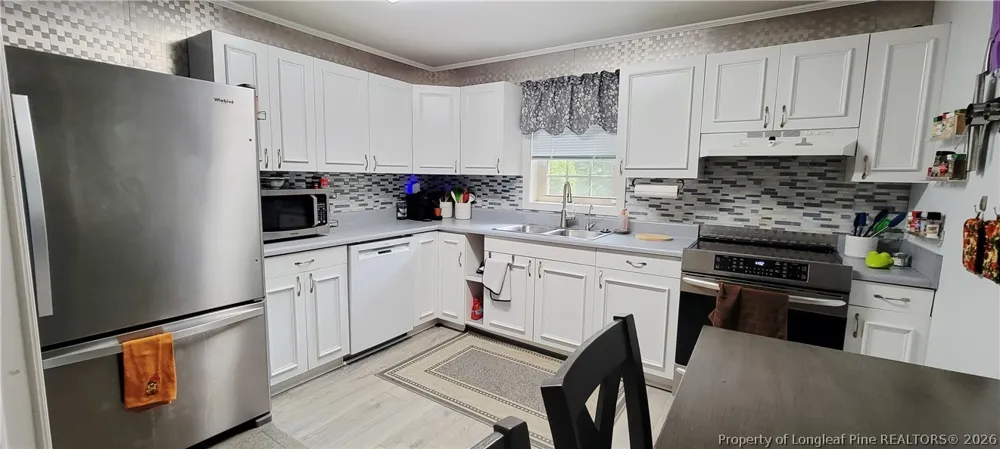 607 Pineknoll Drive Sanford, NC 27330