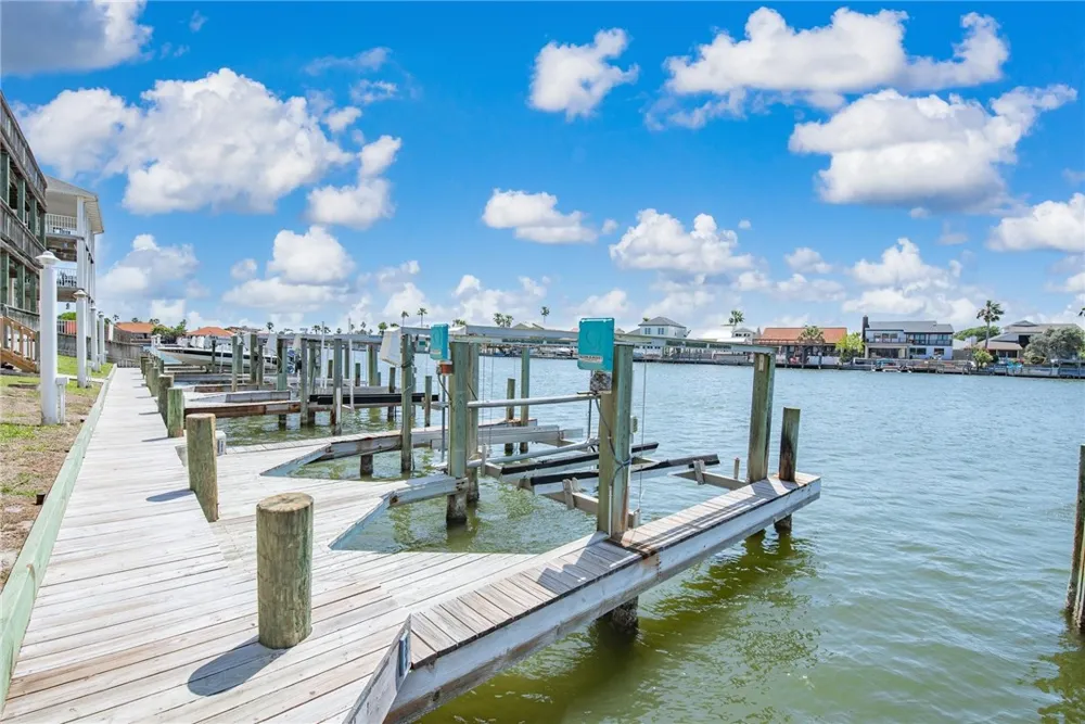 15425 Fortuna Bay Drive #304 Corpus Christi, TX 78418