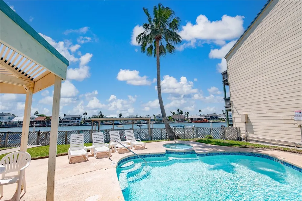 15425 Fortuna Bay Drive #304 Corpus Christi, TX 78418