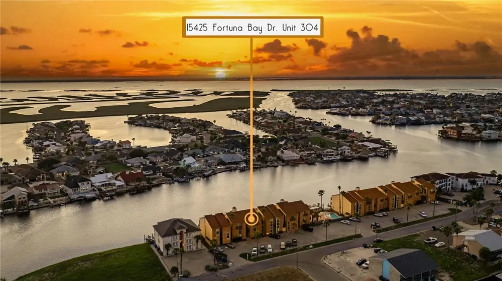 15425 Fortuna Bay Drive #304 Corpus Christi, TX 78418