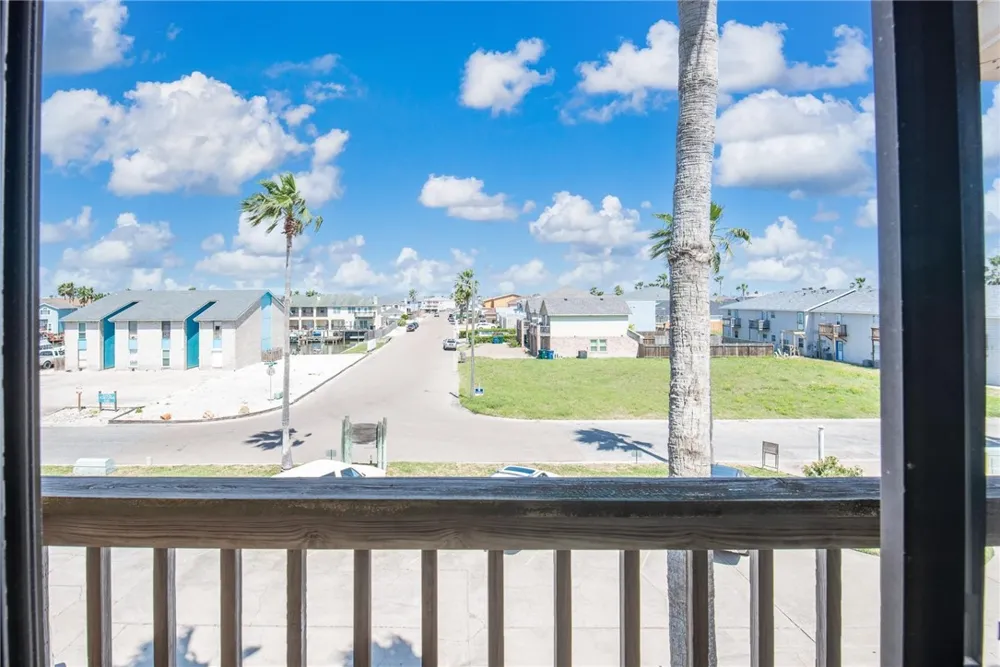 15425 Fortuna Bay Drive #304 Corpus Christi, TX 78418