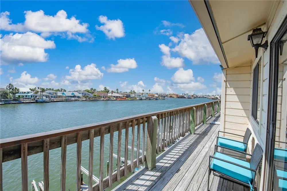 15425 Fortuna Bay Drive #304 Corpus Christi, TX 78418