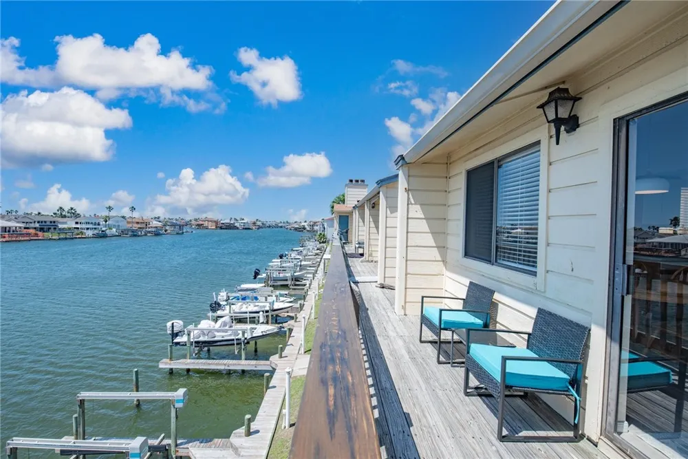15425 Fortuna Bay Drive #304 Corpus Christi, TX 78418