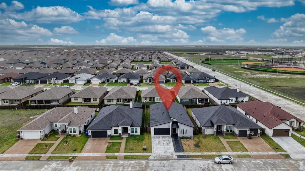 2610 Lady Andrea Drive Corpus Christi, TX 78415