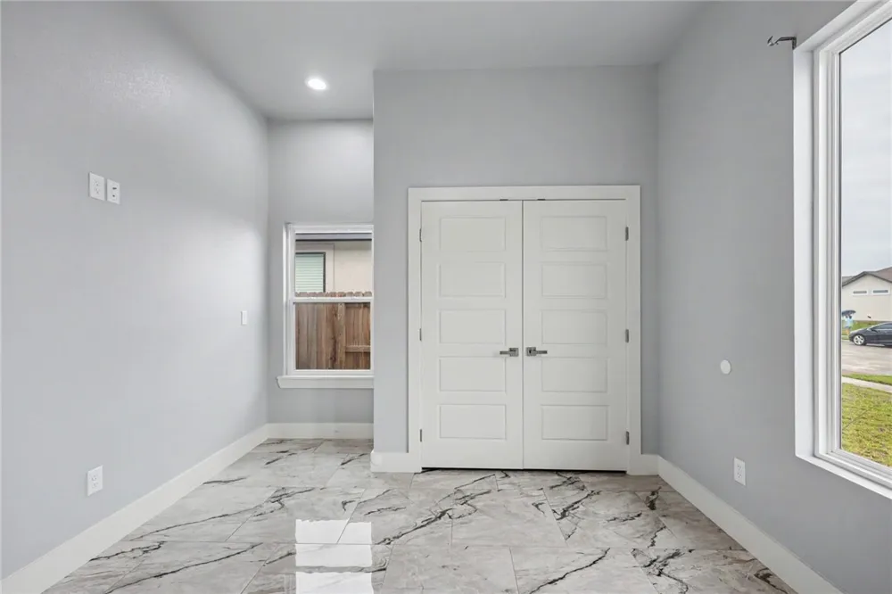 2610 Lady Andrea Drive Corpus Christi, TX 78415