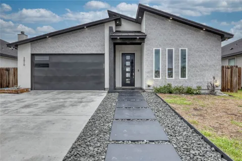 2610 Lady Andrea Drive