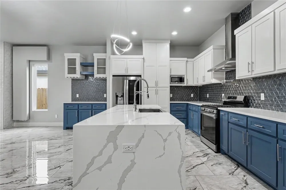 2610 Lady Andrea Drive Corpus Christi, TX 78415