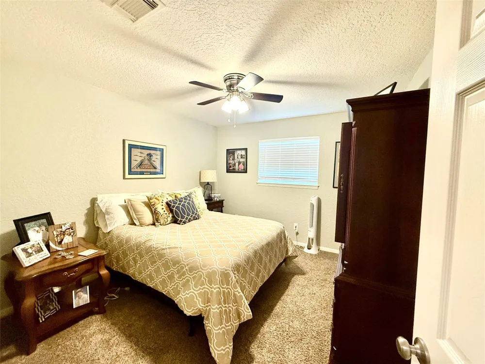 110 Portulaca Street Lake Jackson, TX 77566