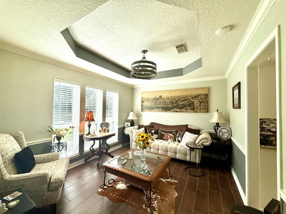 110 Portulaca Street Lake Jackson, TX 77566
