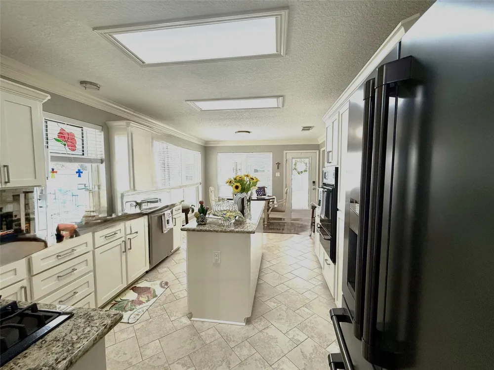 110 Portulaca Street Lake Jackson, TX 77566