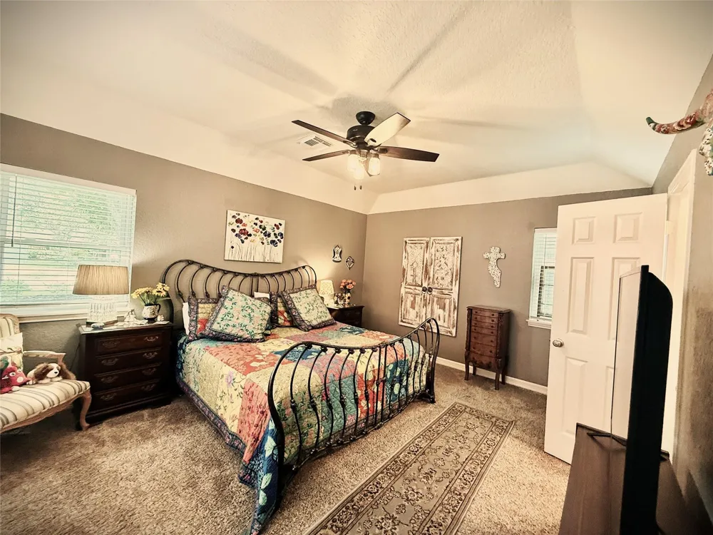 110 Portulaca Street Lake Jackson, TX 77566