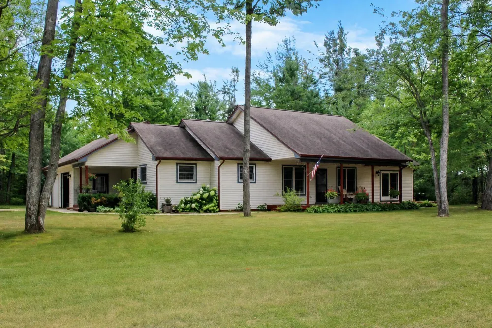 5956 Winona Court Gaylord, MI 49735