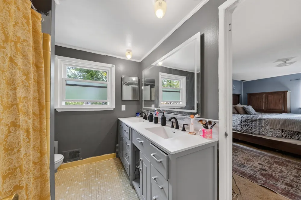 7881 Raintree Drive Ypsilanti, MI 48197