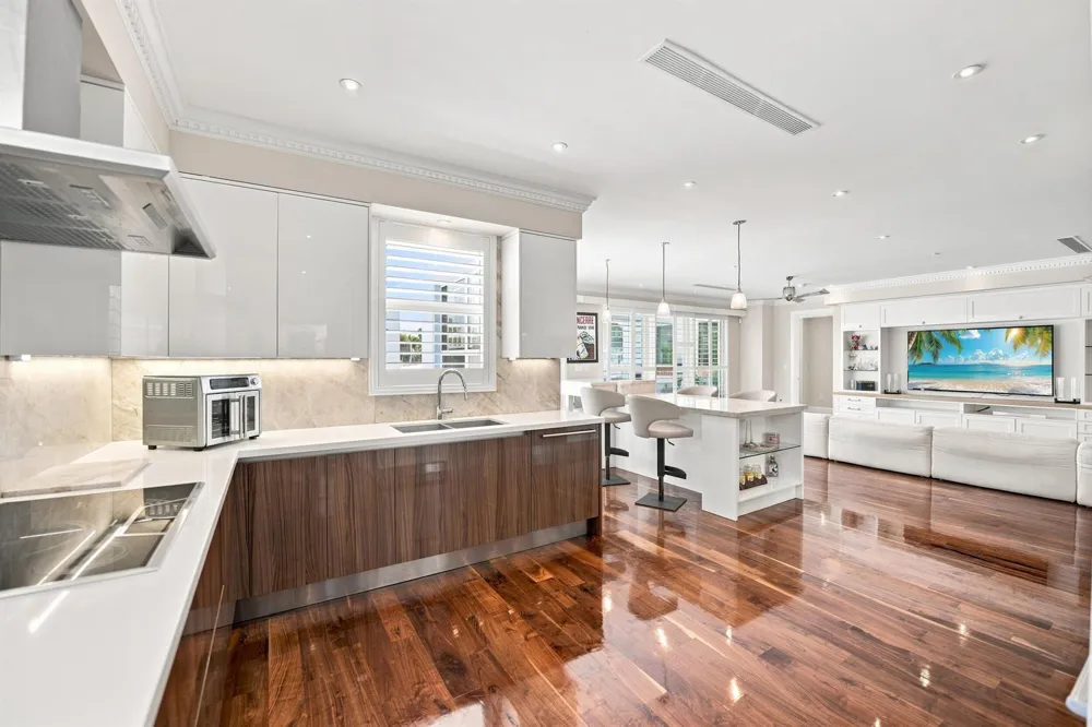 2009 NE 21ST STREET Fort Lauderdale, FL 33305