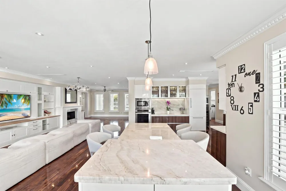 2009 NE 21ST STREET Fort Lauderdale, FL 33305
