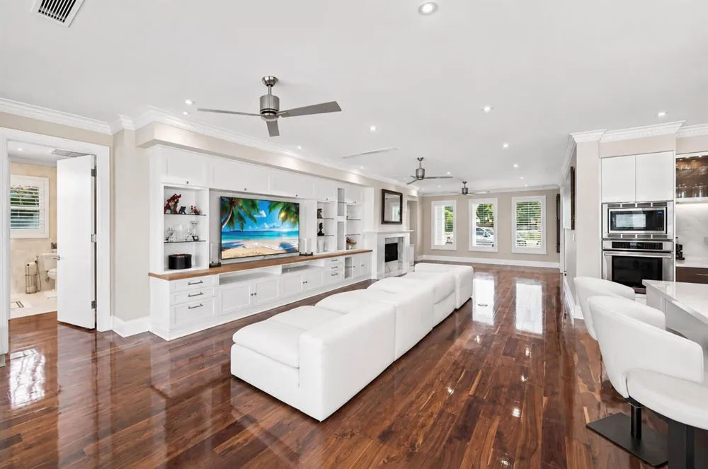 2009 NE 21ST STREET Fort Lauderdale, FL 33305