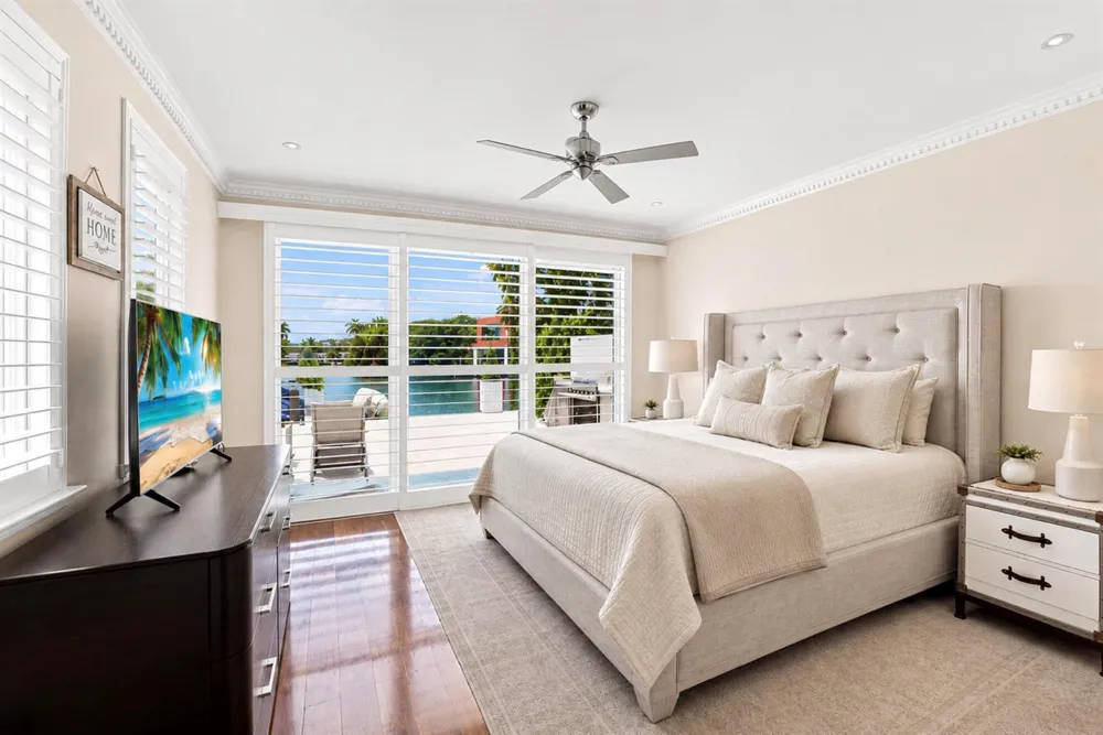 2009 NE 21ST STREET Fort Lauderdale, FL 33305