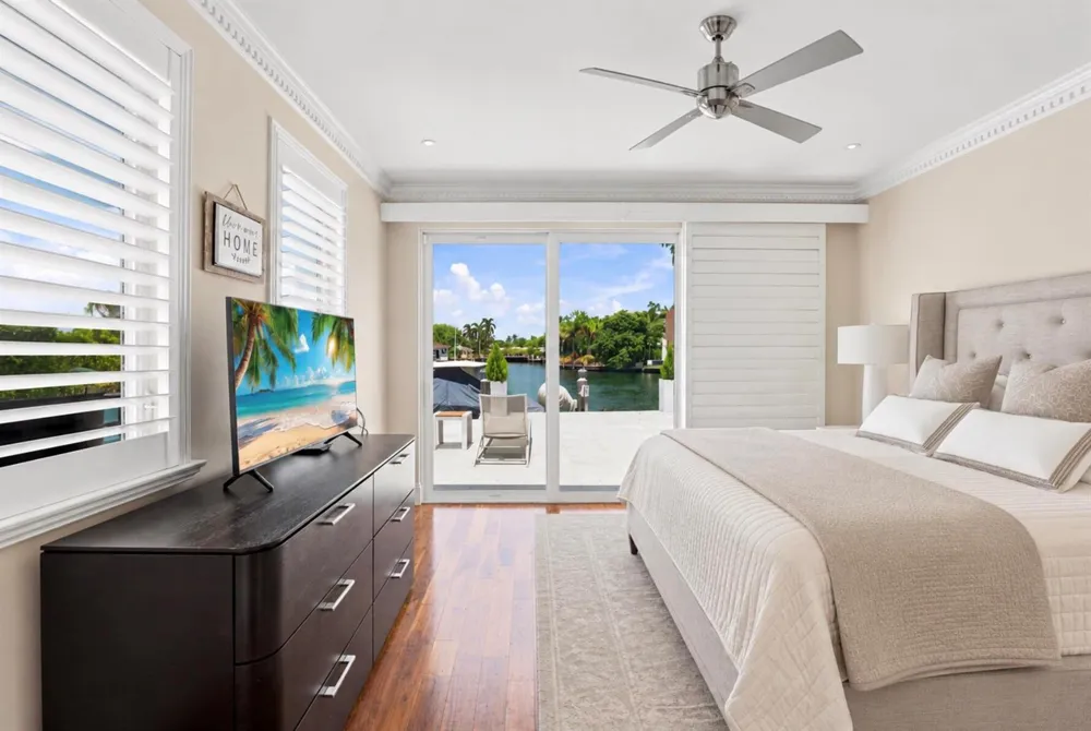 2009 NE 21ST STREET Fort Lauderdale, FL 33305