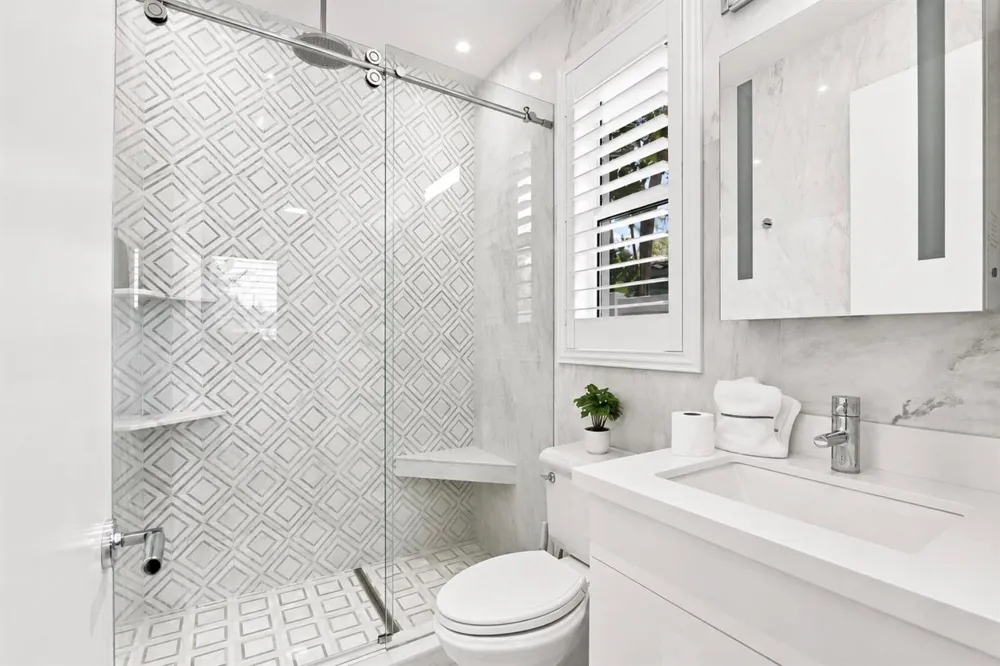 2009 NE 21ST STREET Fort Lauderdale, FL 33305