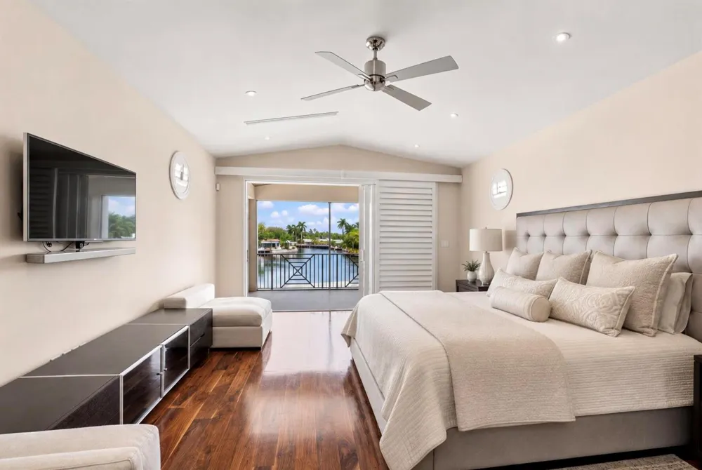 2009 NE 21ST STREET Fort Lauderdale, FL 33305