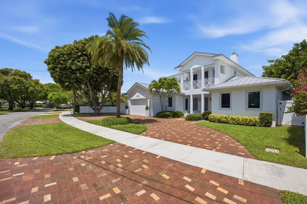 2009 NE 21ST STREET Fort Lauderdale, FL 33305