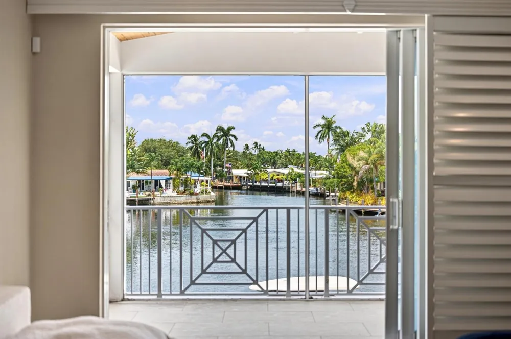 2009 NE 21ST STREET Fort Lauderdale, FL 33305