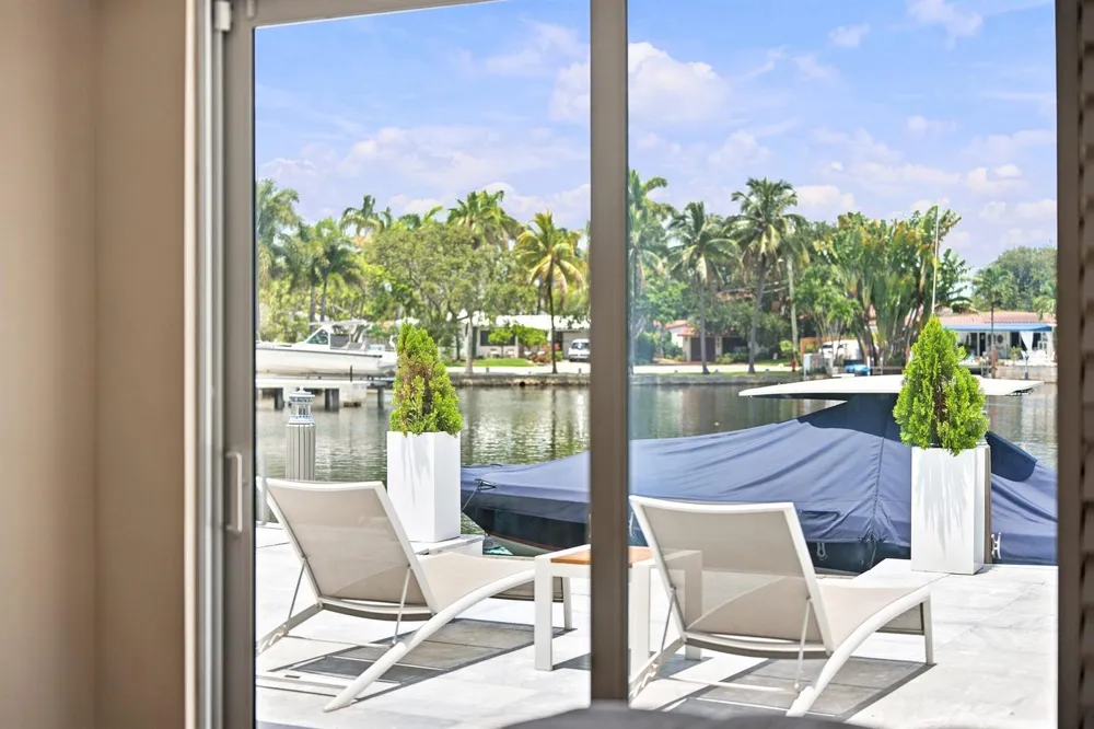 2009 NE 21ST STREET Fort Lauderdale, FL 33305