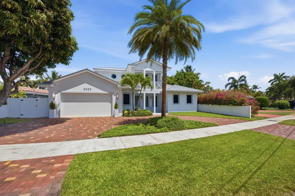 2009 NE 21ST STREET Fort Lauderdale, FL 33305