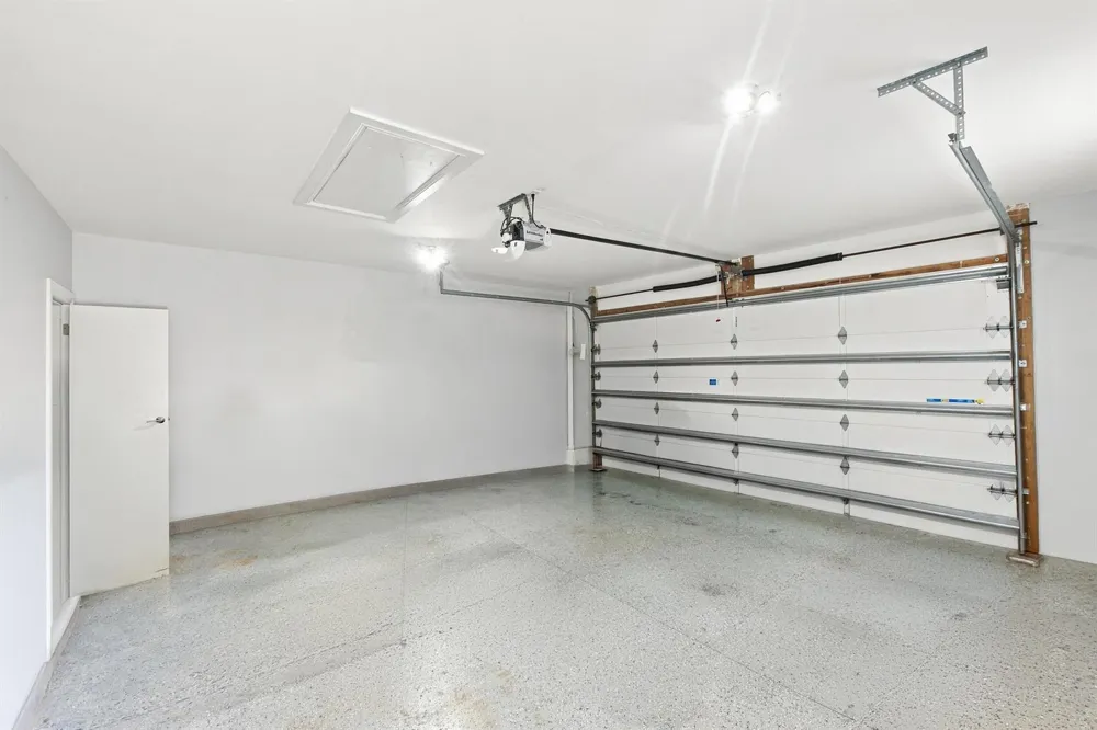 2009 NE 21ST STREET Fort Lauderdale, FL 33305