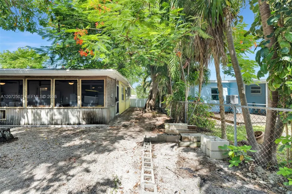 354 96th Street Ocean Marathon, FL 33050
