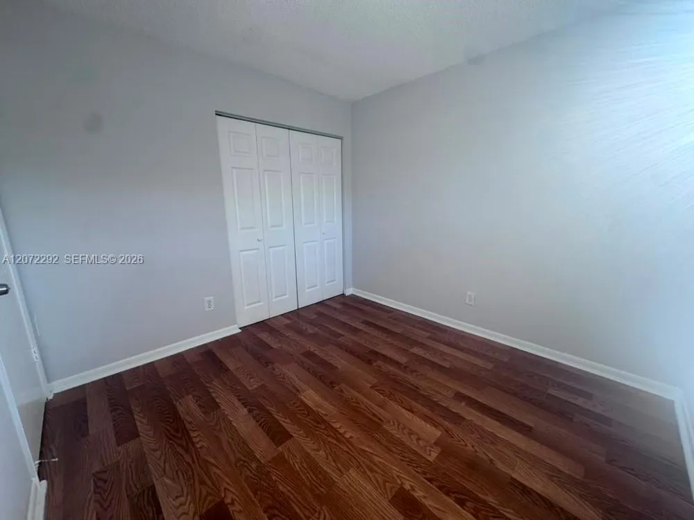 10381 NW 8th St #102 Pembroke Pines, FL 33026