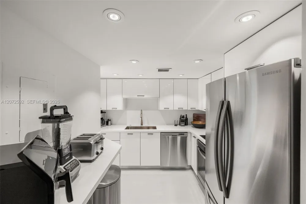 650 West Ave #709 Miami Beach, FL 33139