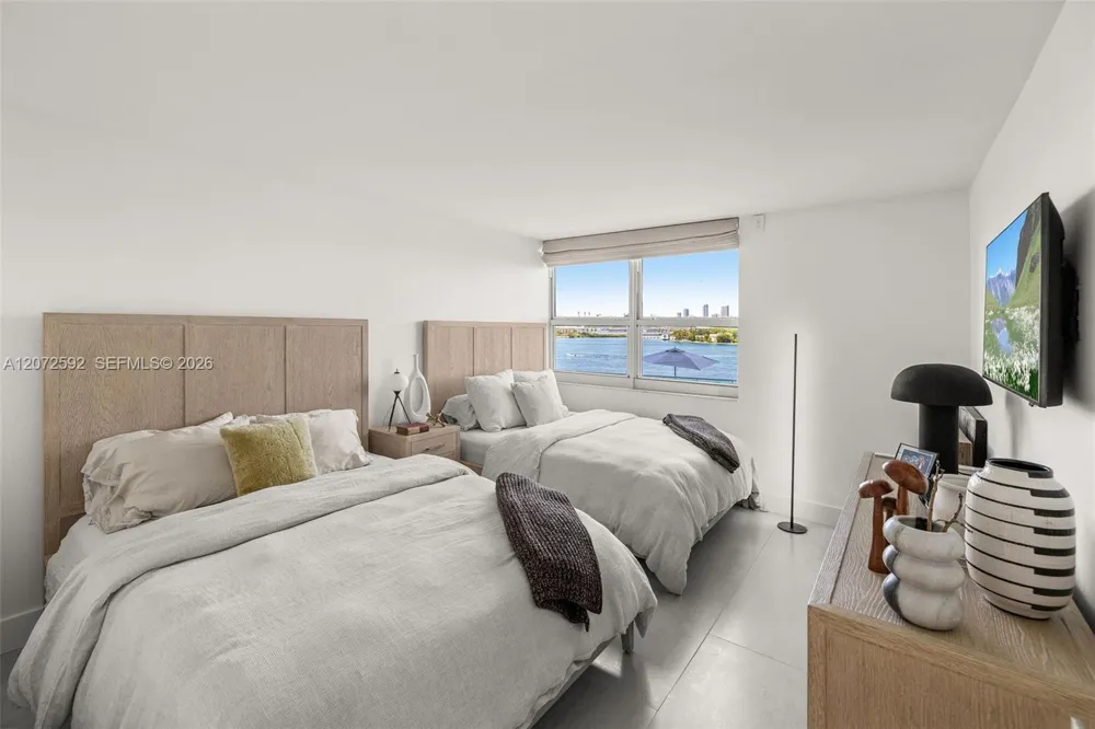 650 West Ave #709 Miami Beach, FL 33139