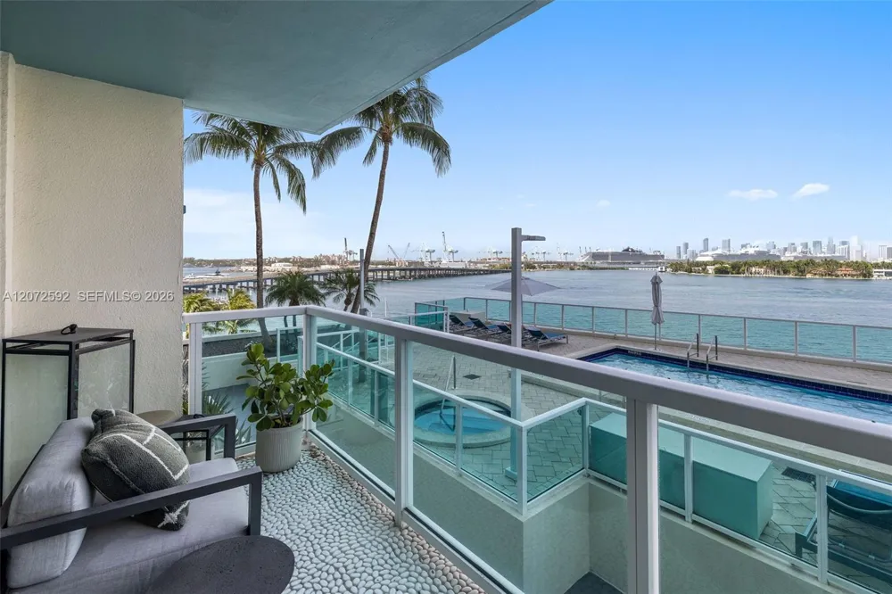 650 West Ave #709 Miami Beach, FL 33139
