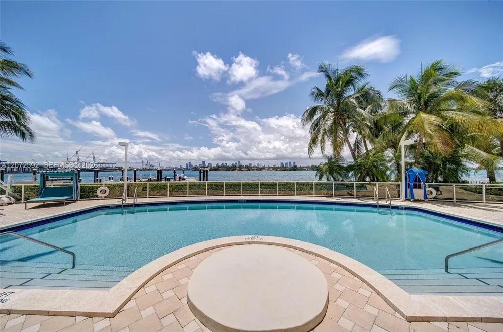 650 West Ave #709 Miami Beach, FL 33139