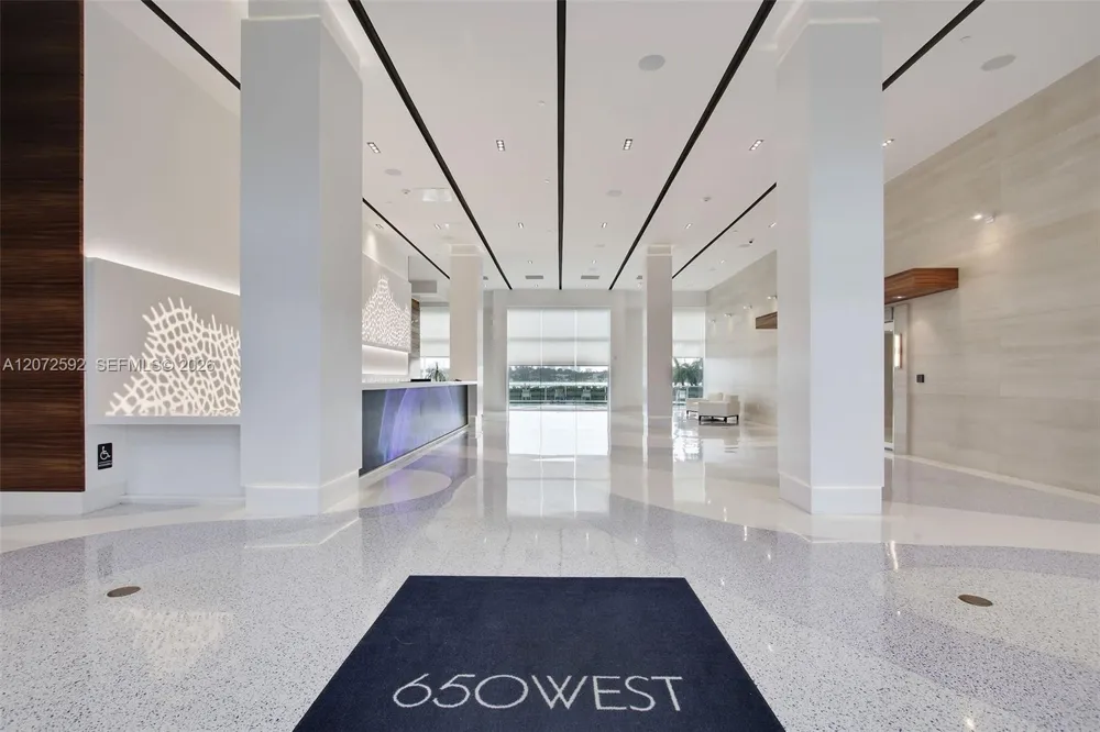 650 West Ave #709 Miami Beach, FL 33139