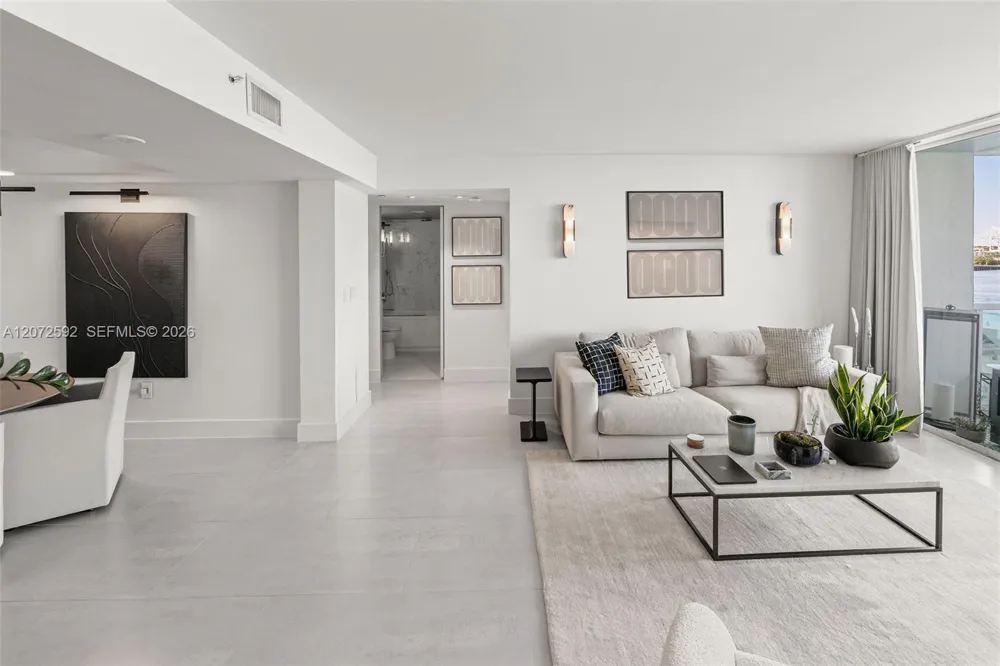 650 West Ave #709 Miami Beach, FL 33139