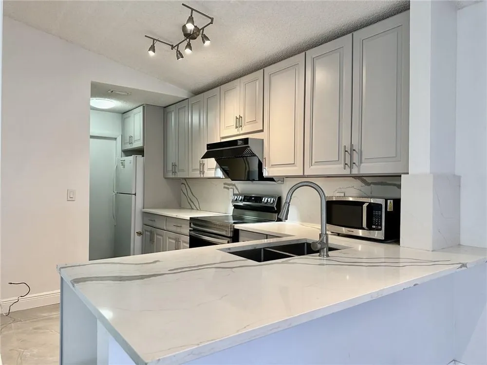 2710 BOGOTA AVENUE Cooper City, FL 33026