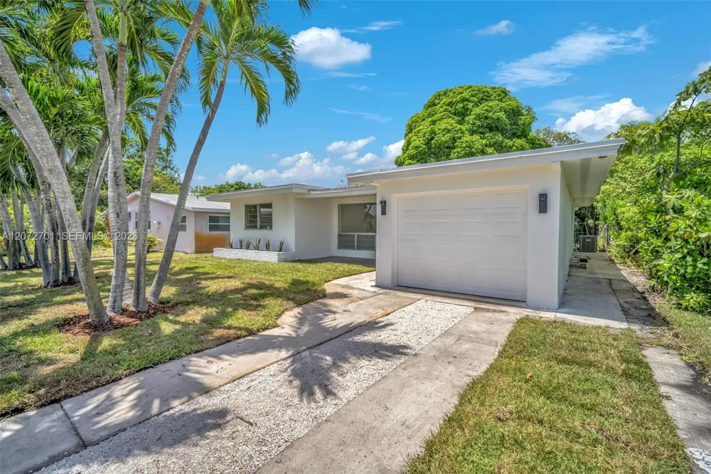 409 NW 17th Ave Fort Lauderdale, FL 33311