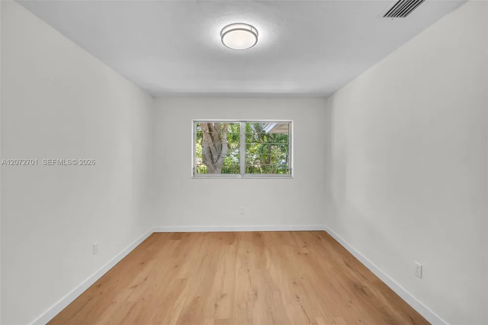 409 NW 17th Ave Fort Lauderdale, FL 33311