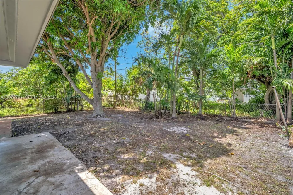 409 NW 17th Ave Fort Lauderdale, FL 33311
